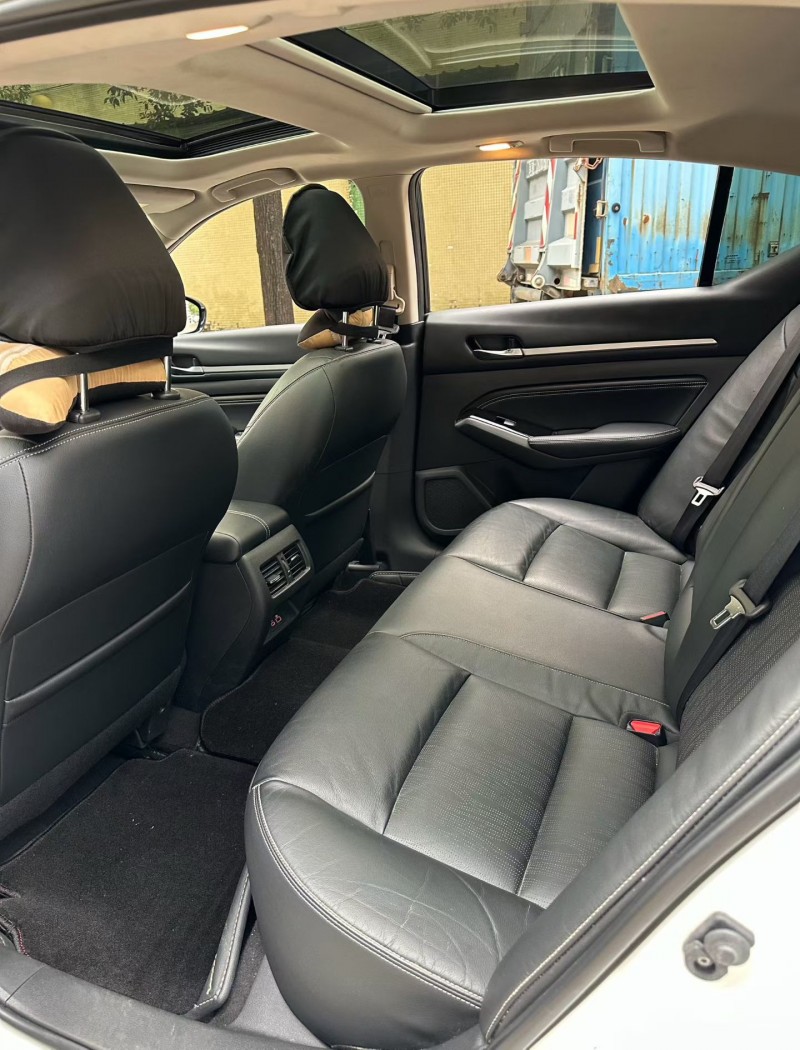 中山21年日产天籁3