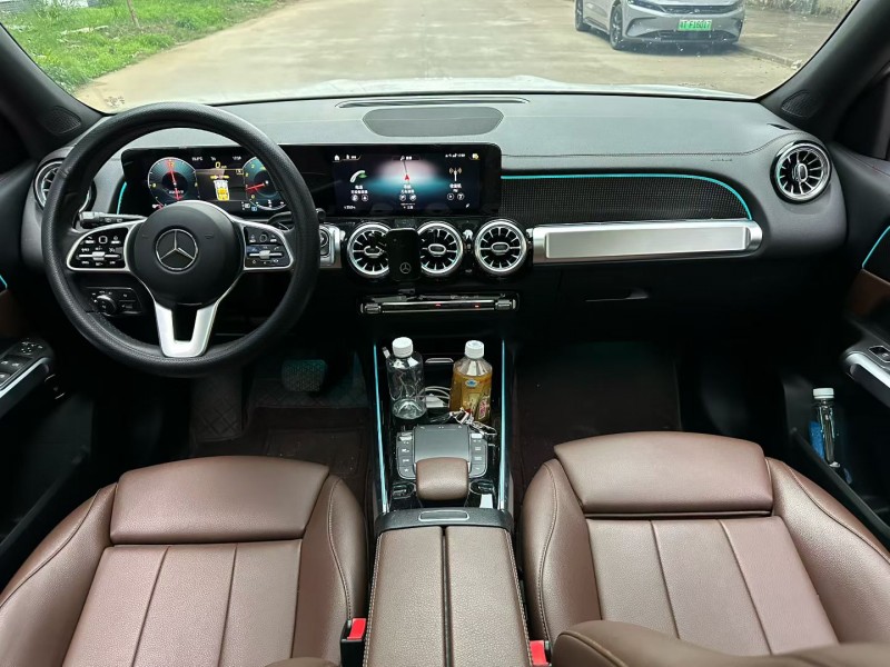 中山21年奔驰GLB3