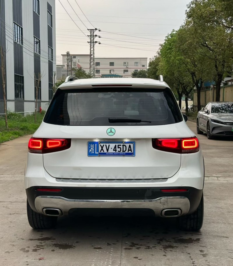 中山21年奔驰GLB6