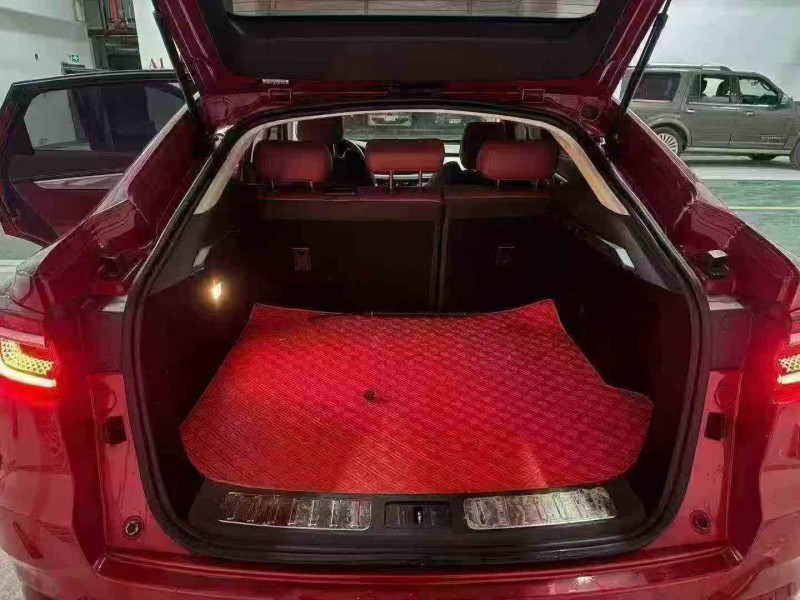 重庆20年长安汽车CS856