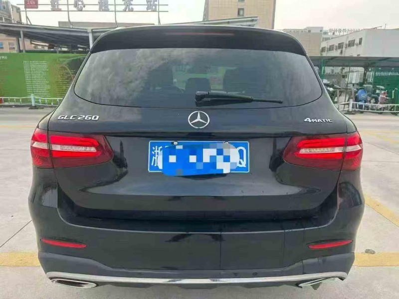 金华17年奔驰GLC9