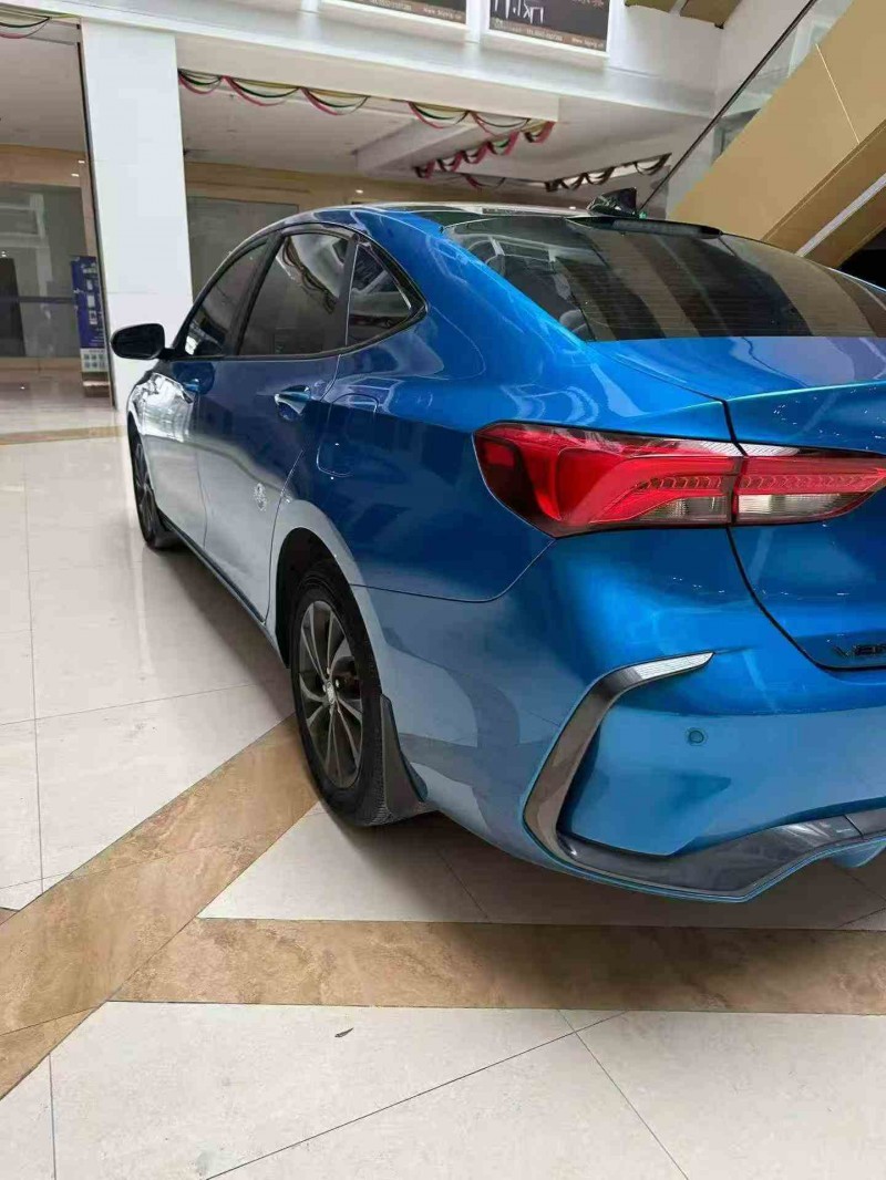 淮南23年别克威朗7