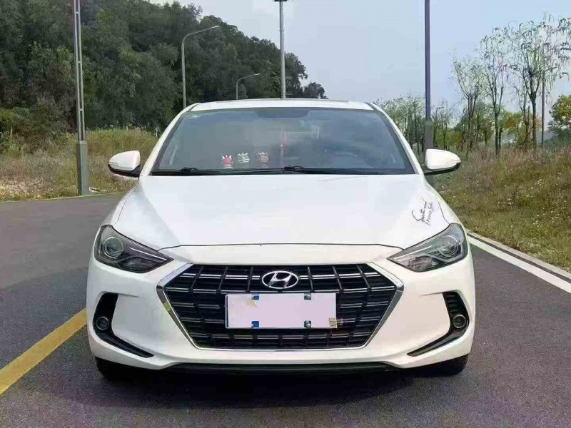 珠海20年现代领动1