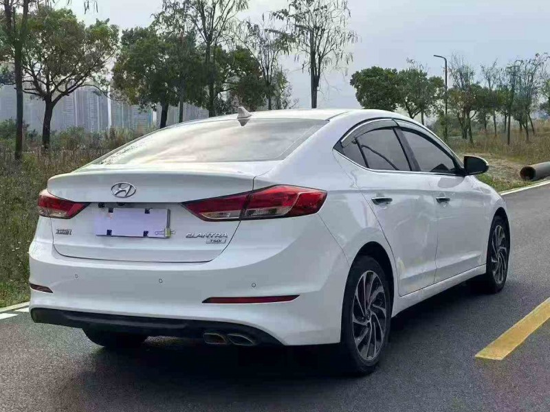 珠海20年现代领动8