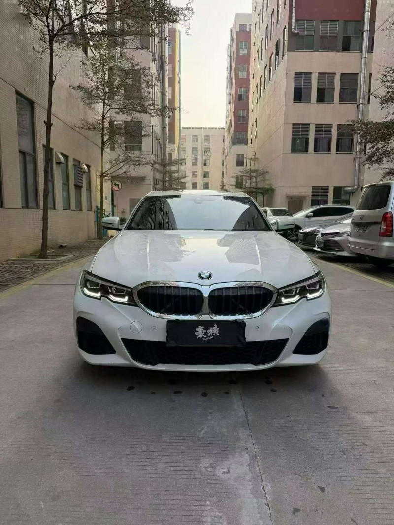 佛山22年宝马3系1