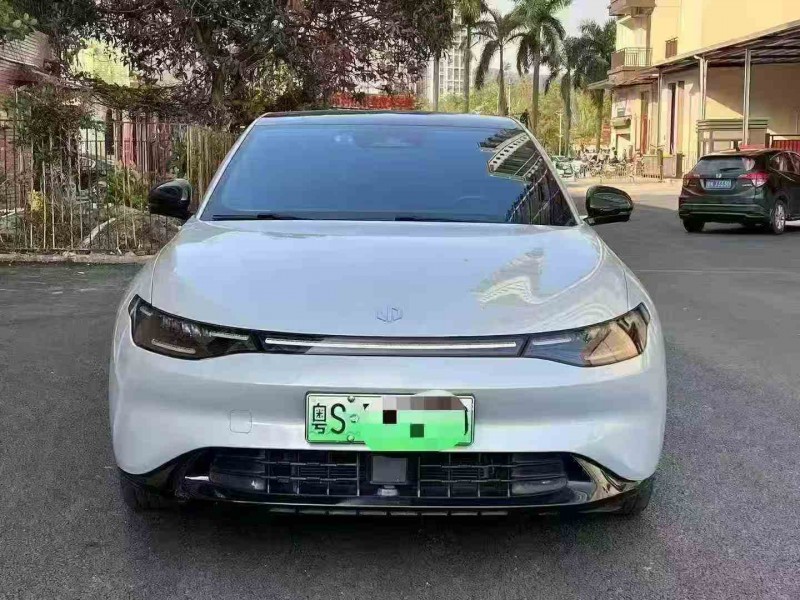 江门23年零跑汽车C011