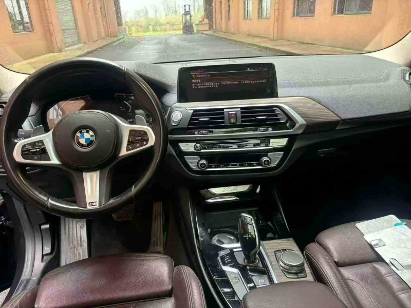 重庆20年宝马X35