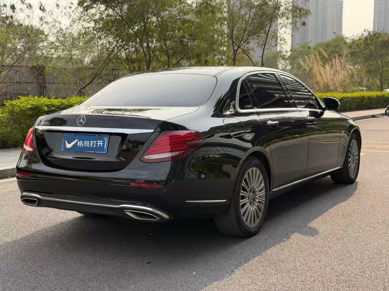 东莞20年奔驰E8