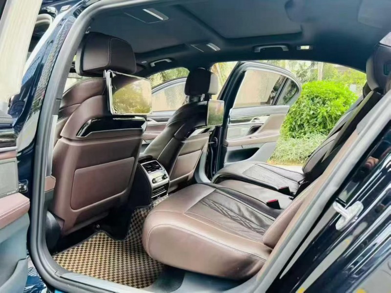 深圳19年宝马7系7