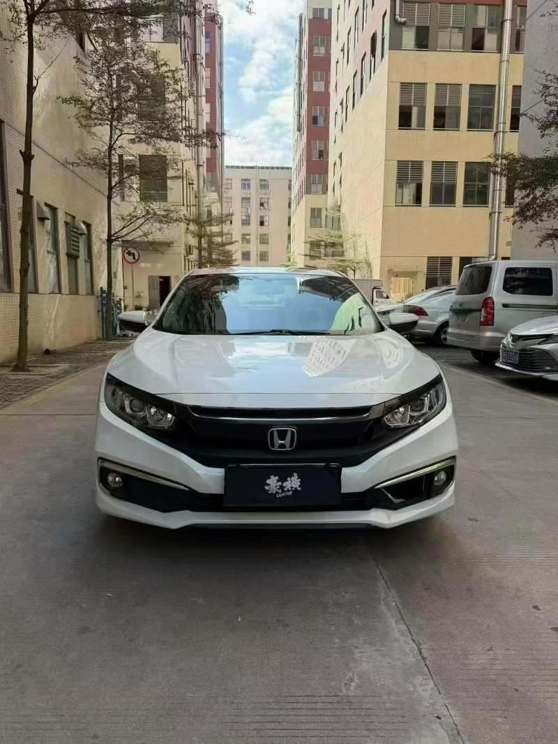佛山21年本田思域1