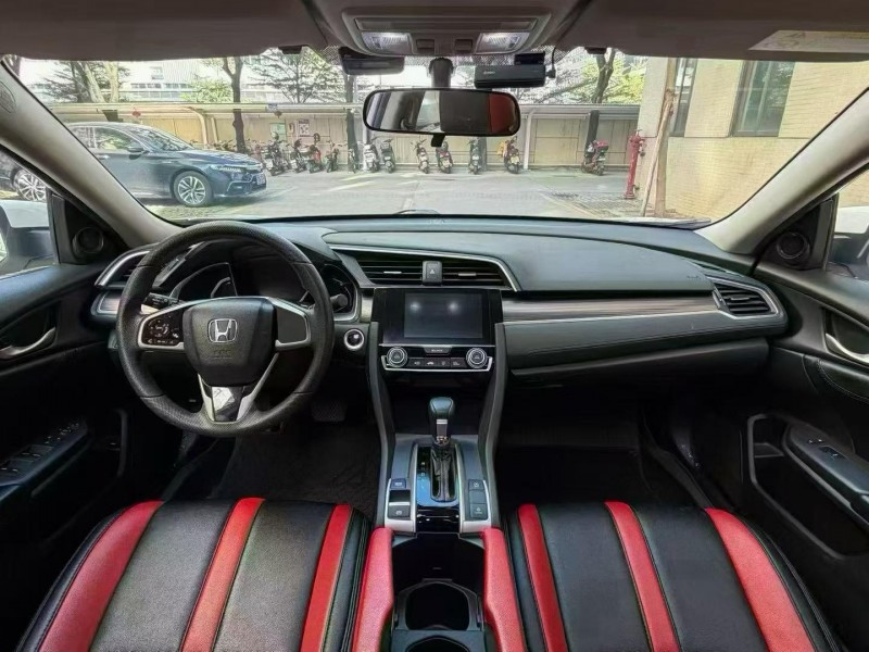 佛山21年本田思域8