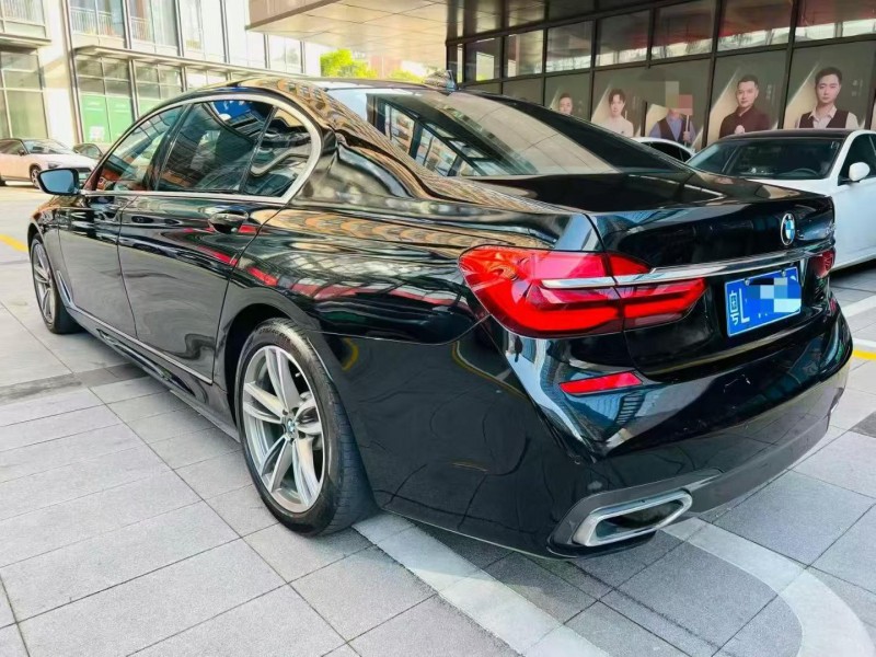 深圳18年宝马7系8