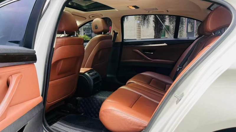 深圳15年宝马5系4