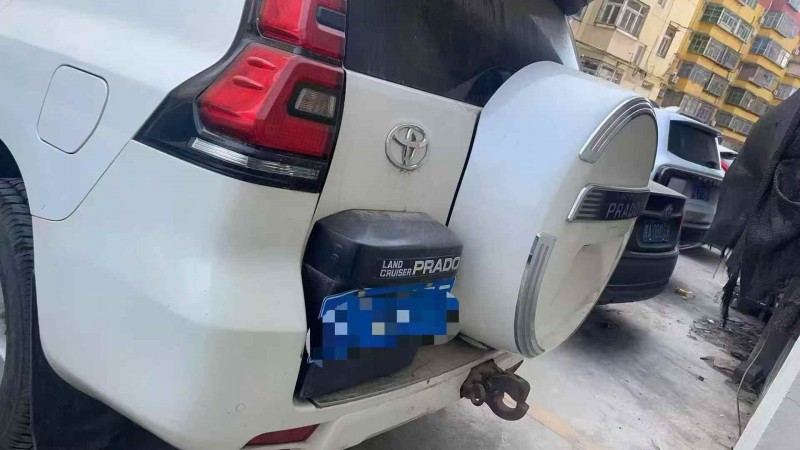 咸阳18年丰田普拉多8