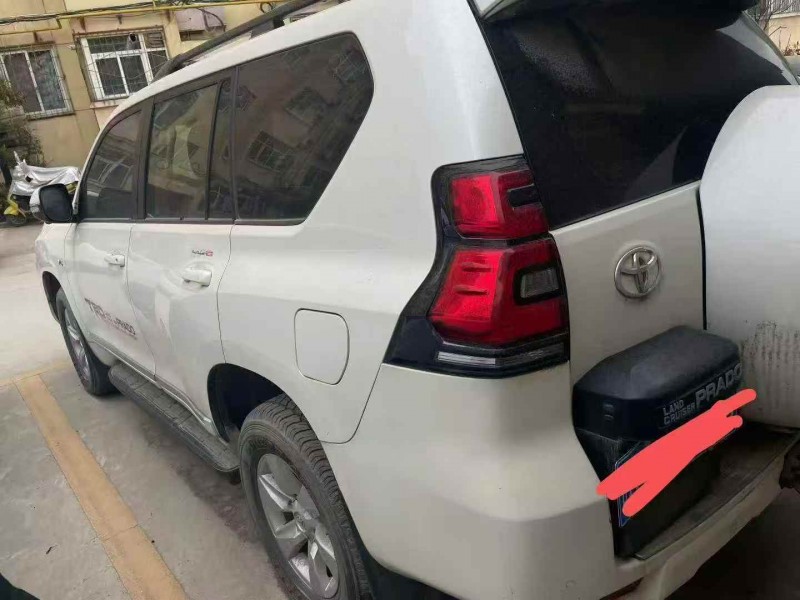 咸阳18年丰田普拉多9