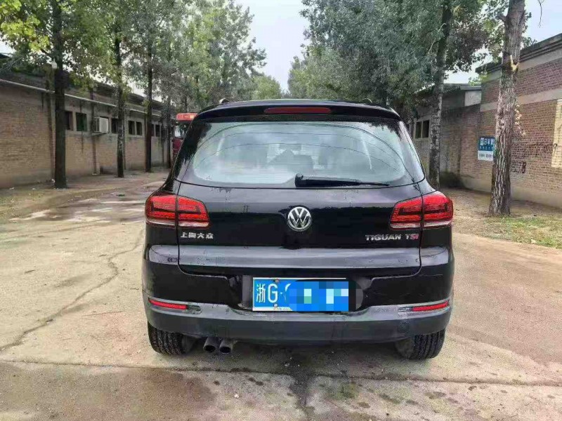 保定15年大眾途觀9