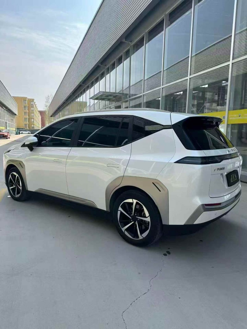 常州23年传祺埃安Y9