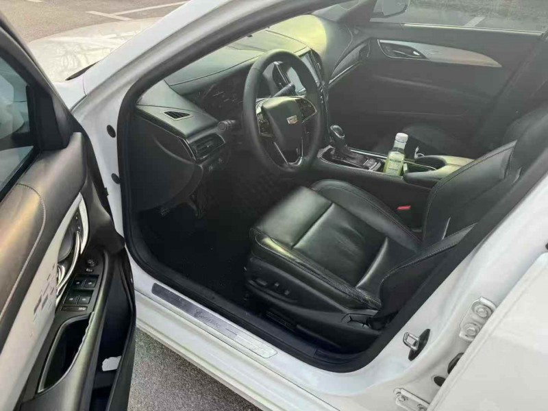 济宁16年凯迪拉克ATS-L5