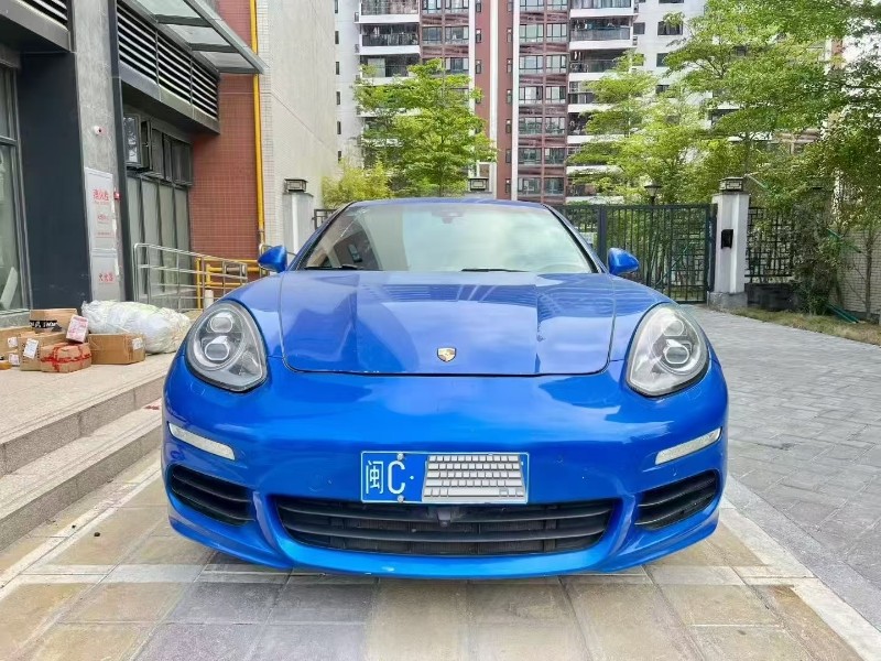 深圳14年保时捷帕拉梅拉1