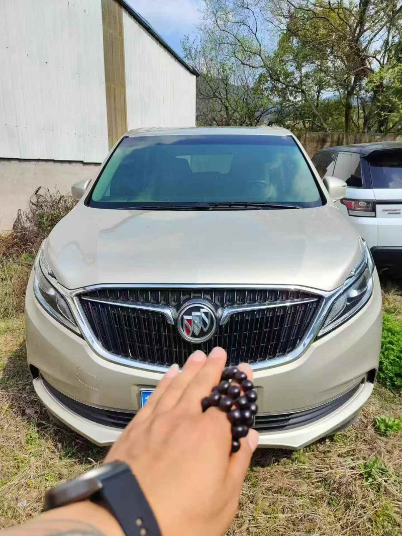 鹰潭18年别克GL81