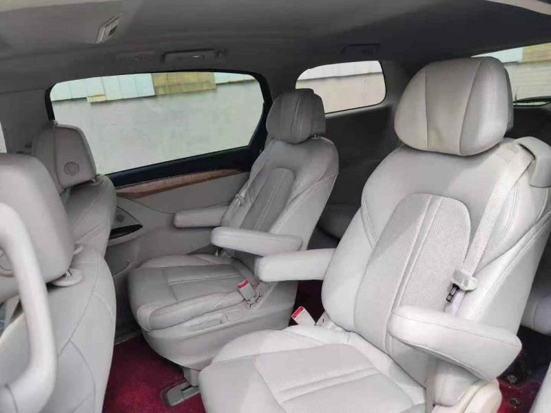 鹰潭18年别克GL84