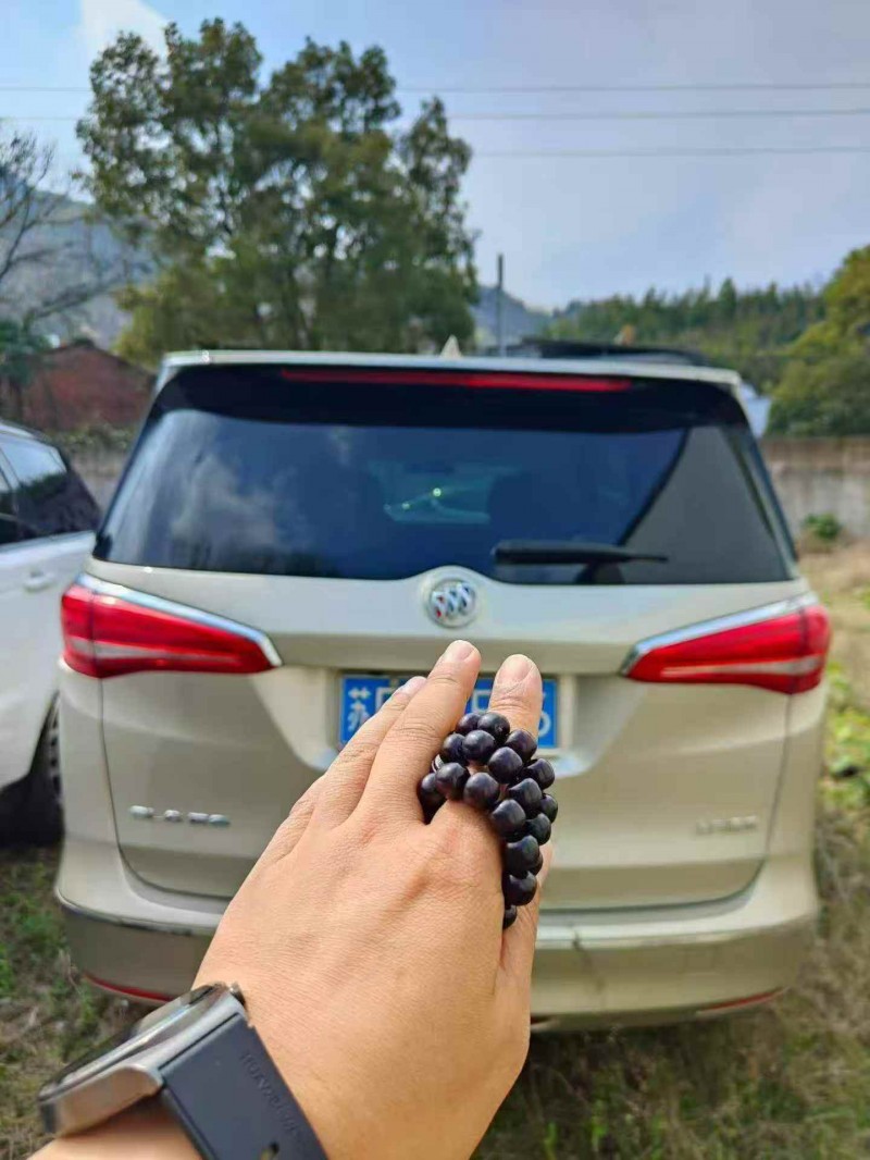 鹰潭18年别克GL89