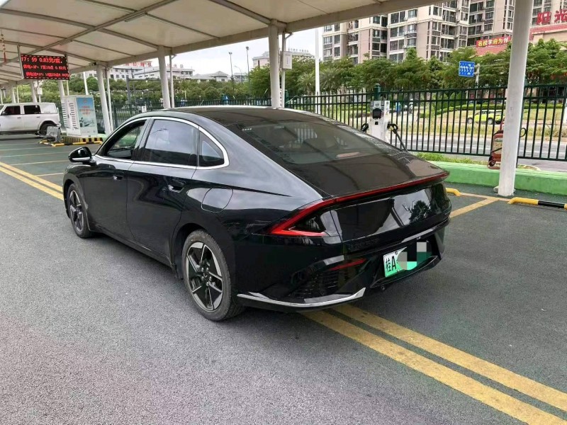 南宁24年五菱汽车星光4