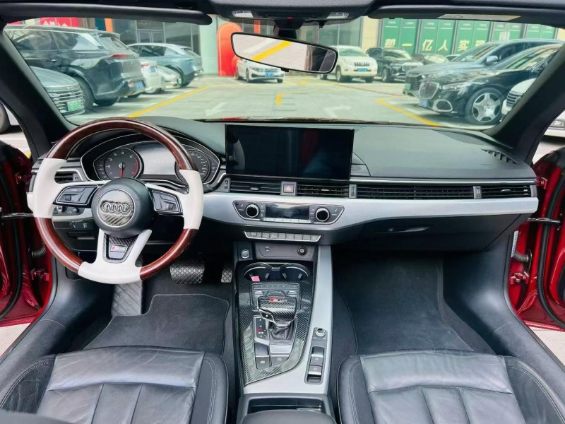 深圳19年奥迪A55