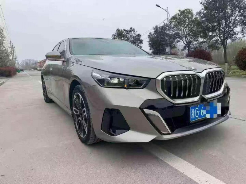 洛阳24年宝马5系3