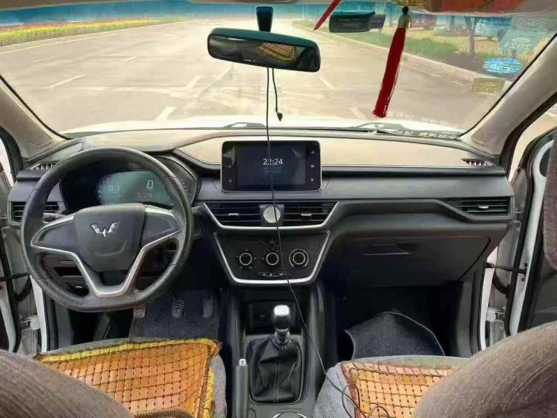 煙臺19年五菱汽車宏光4