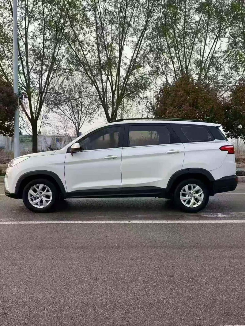 煙臺19年五菱汽車宏光7