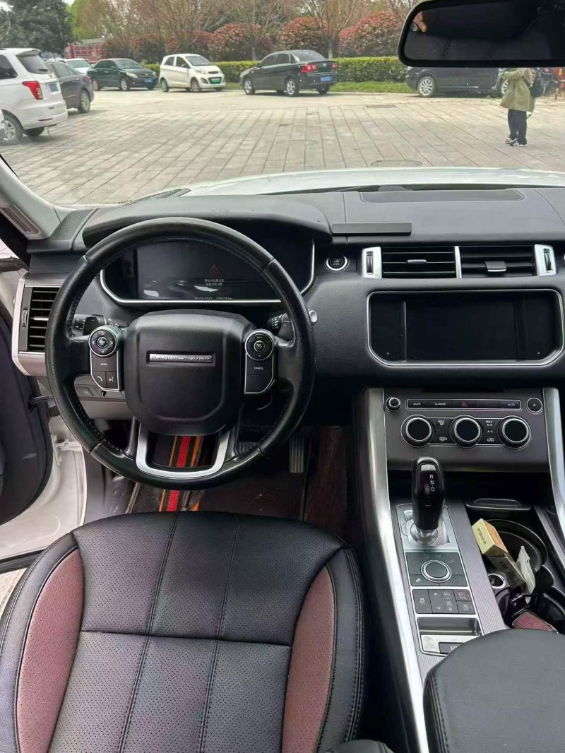 荊門17年路虎攬勝運動4