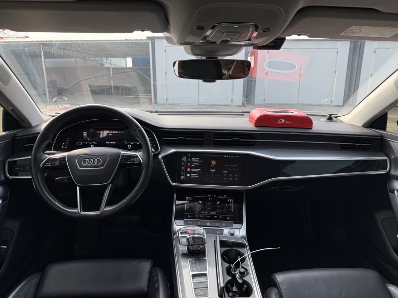 新鄉21年奧迪A7L4