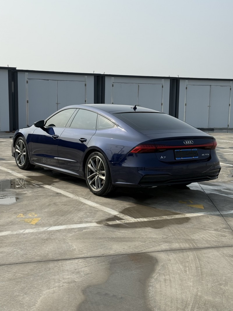 新鄉21年奧迪A7L8