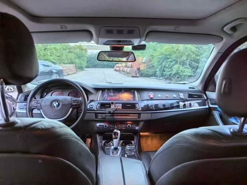 平顶山15年宝马5系4