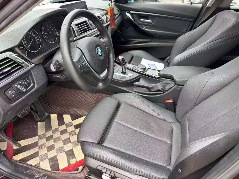 淄博19年宝马3系6