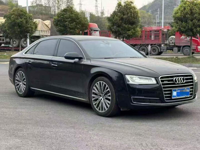 无锡16年奥迪A8L3