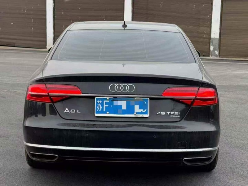 无锡16年奥迪A8L9