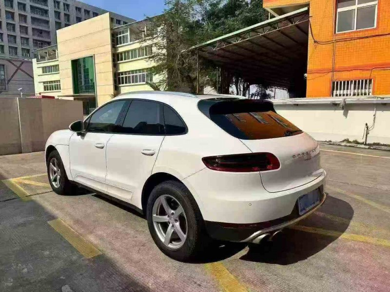 漳州17年保时捷Macan3