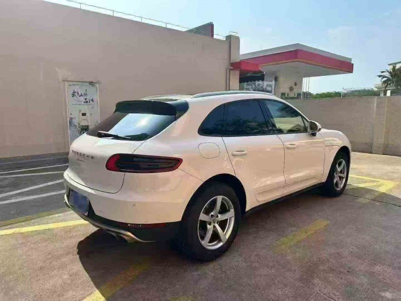 漳州17年保时捷Macan7