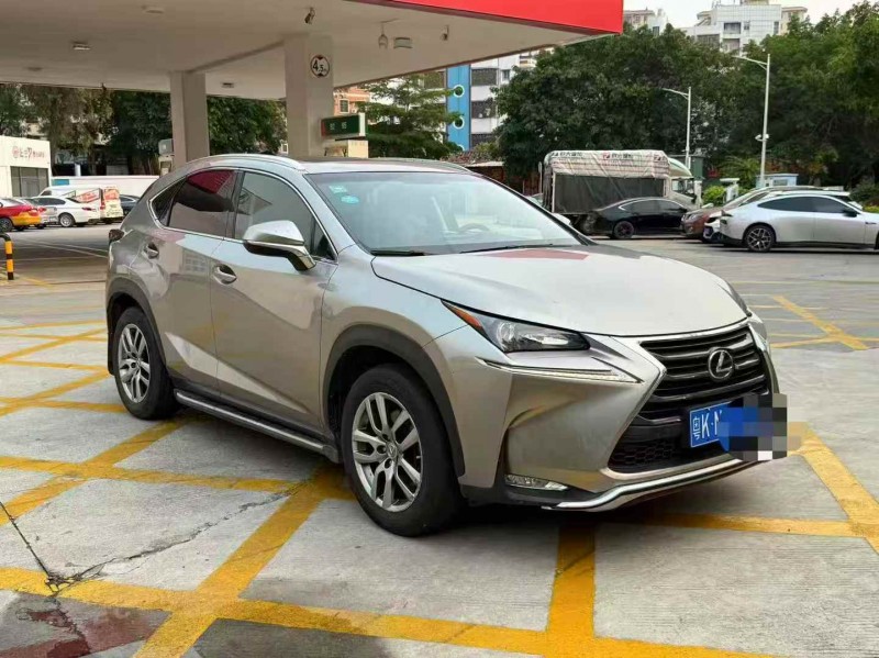 徐州17年雷克萨斯NX3