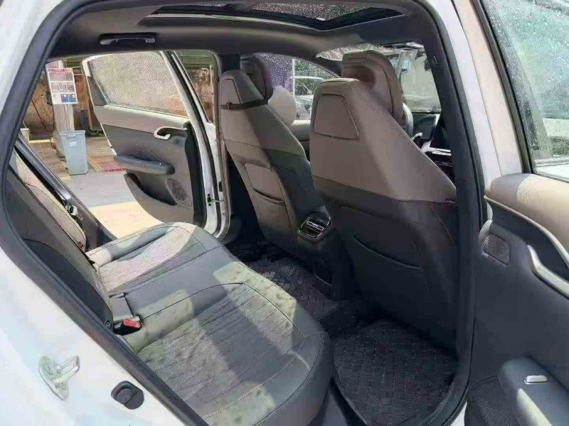 佛山25年长安汽车UNI5