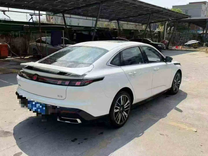 佛山25年长安汽车UNI8