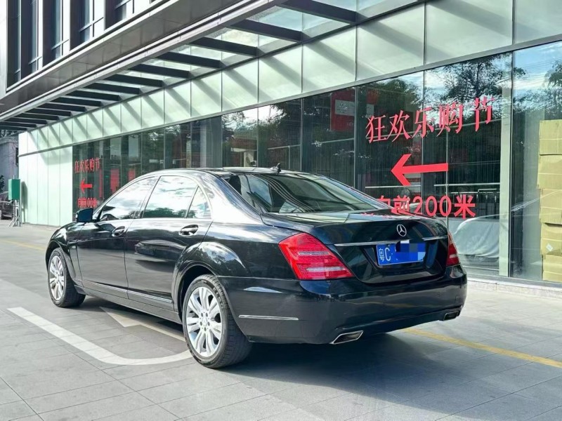 深圳13年奔驰S8