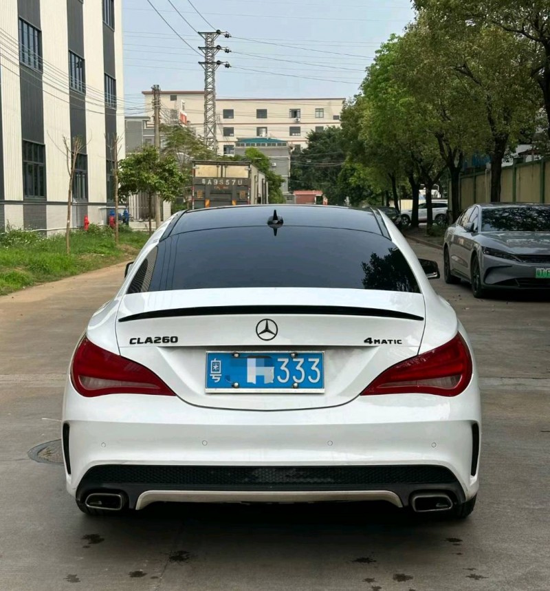 中山15年奔驰CLA4