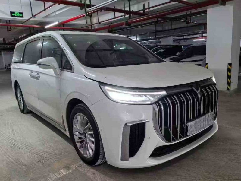 咸阳22年岚图汽车梦想家3