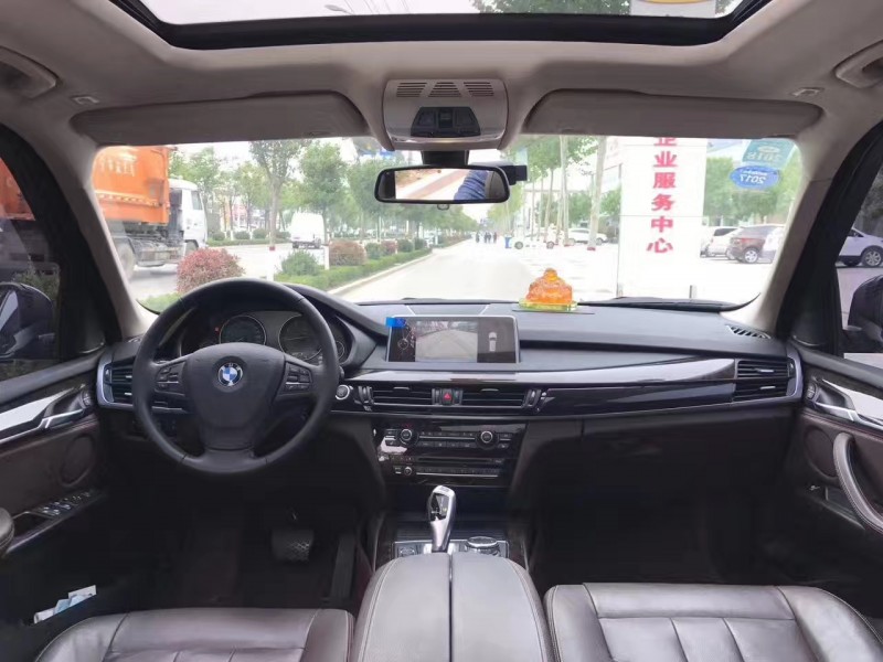 济宁16年宝马X55