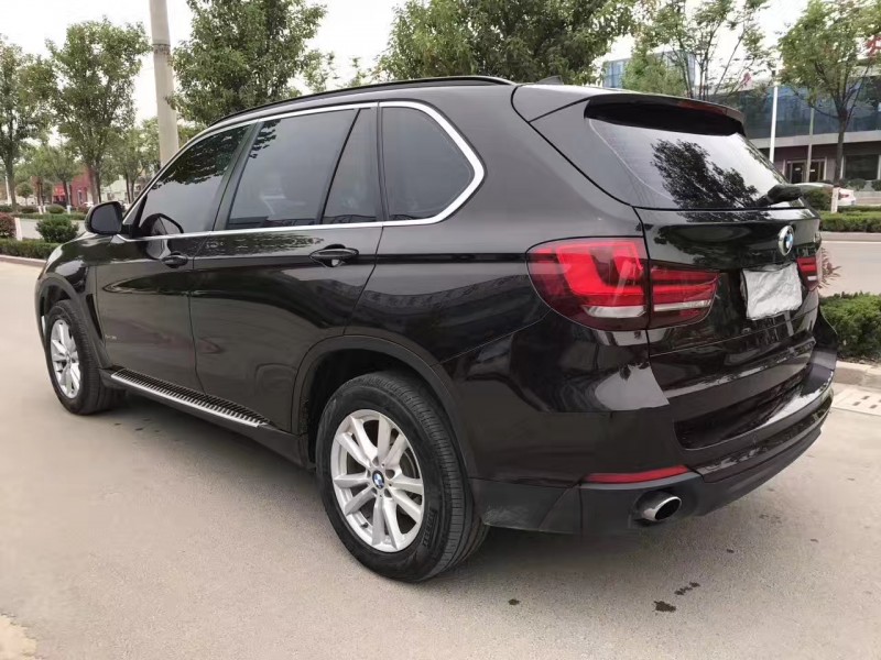 济宁16年宝马X58