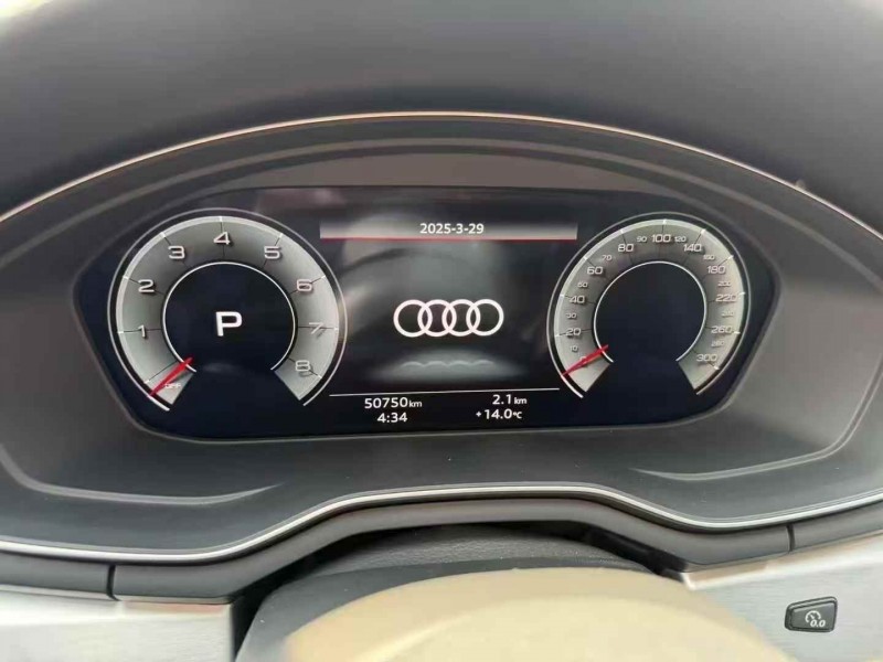 馬鞍山22年奧迪A4L4