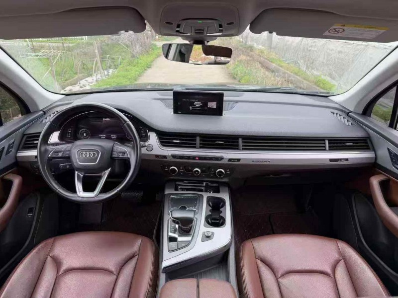 金華19年奧迪Q76